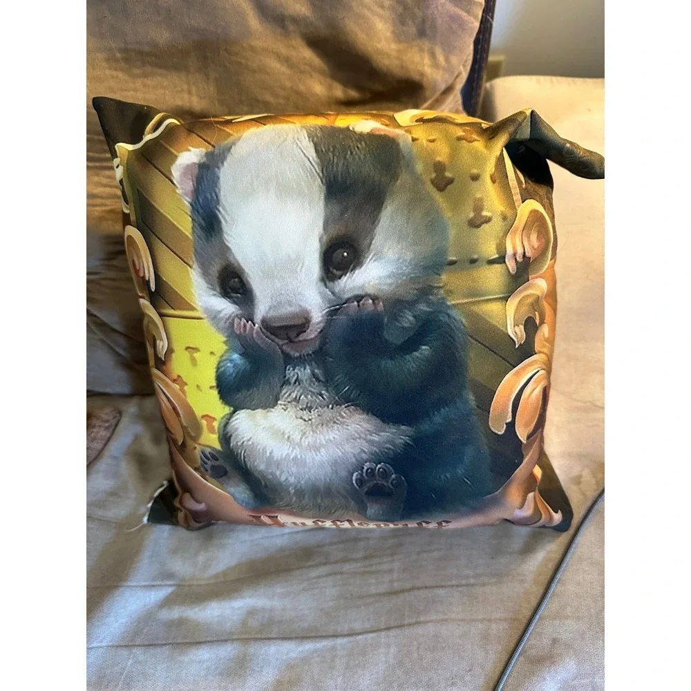 Hufflepuff Badger Throw Pillow Cover 16x16 Harry Potter Wizarding‎ World RARE